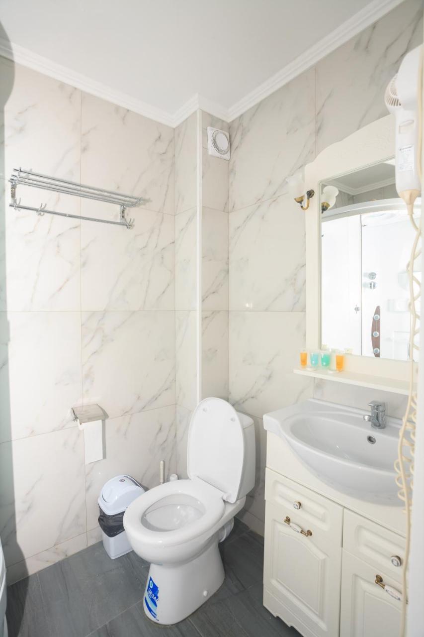 Sunkar Hotel Алматы Экстерьер фото